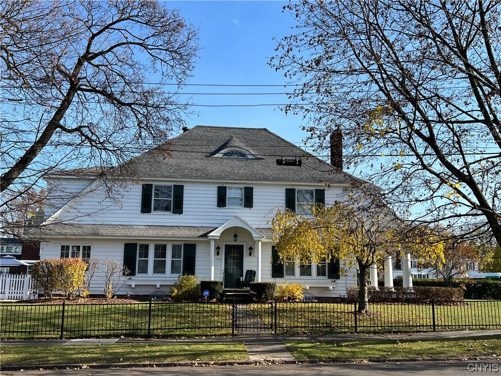 100 Hampton Road Syracuse, NY 13203 - Photo 2 of 46 100 Hampton -James street Front