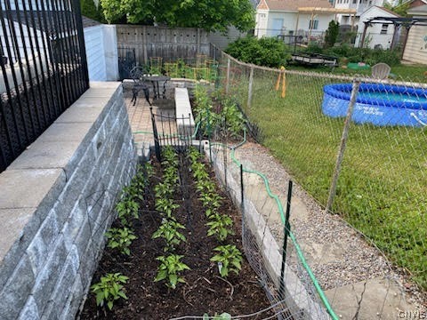100 Hampton Road Syracuse, NY 13203 - Photo 46 of 46 room for a garden