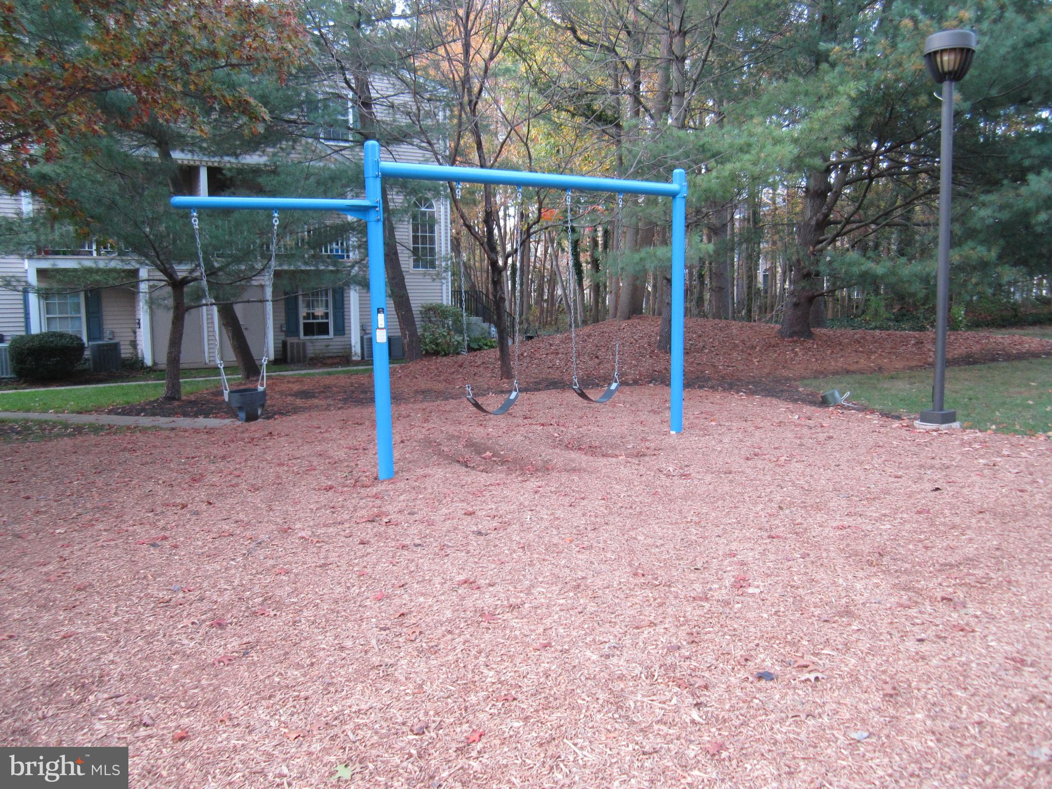 92 Versailles Court Hamilton, NJ 08619 - Photo 27 of 28