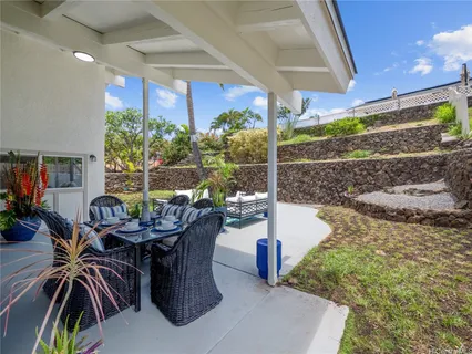 $1,555,000 | 1200 Mokuhano Street, Honolulu, HI 96825