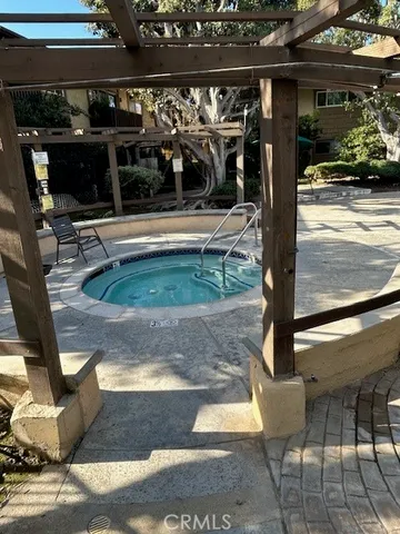 $2,500 | 3050 South Bristol, Unit 2M, Santa Ana, CA 92704