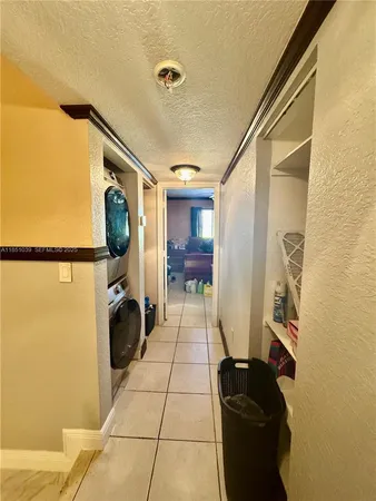 a close up view of a washer and dryer