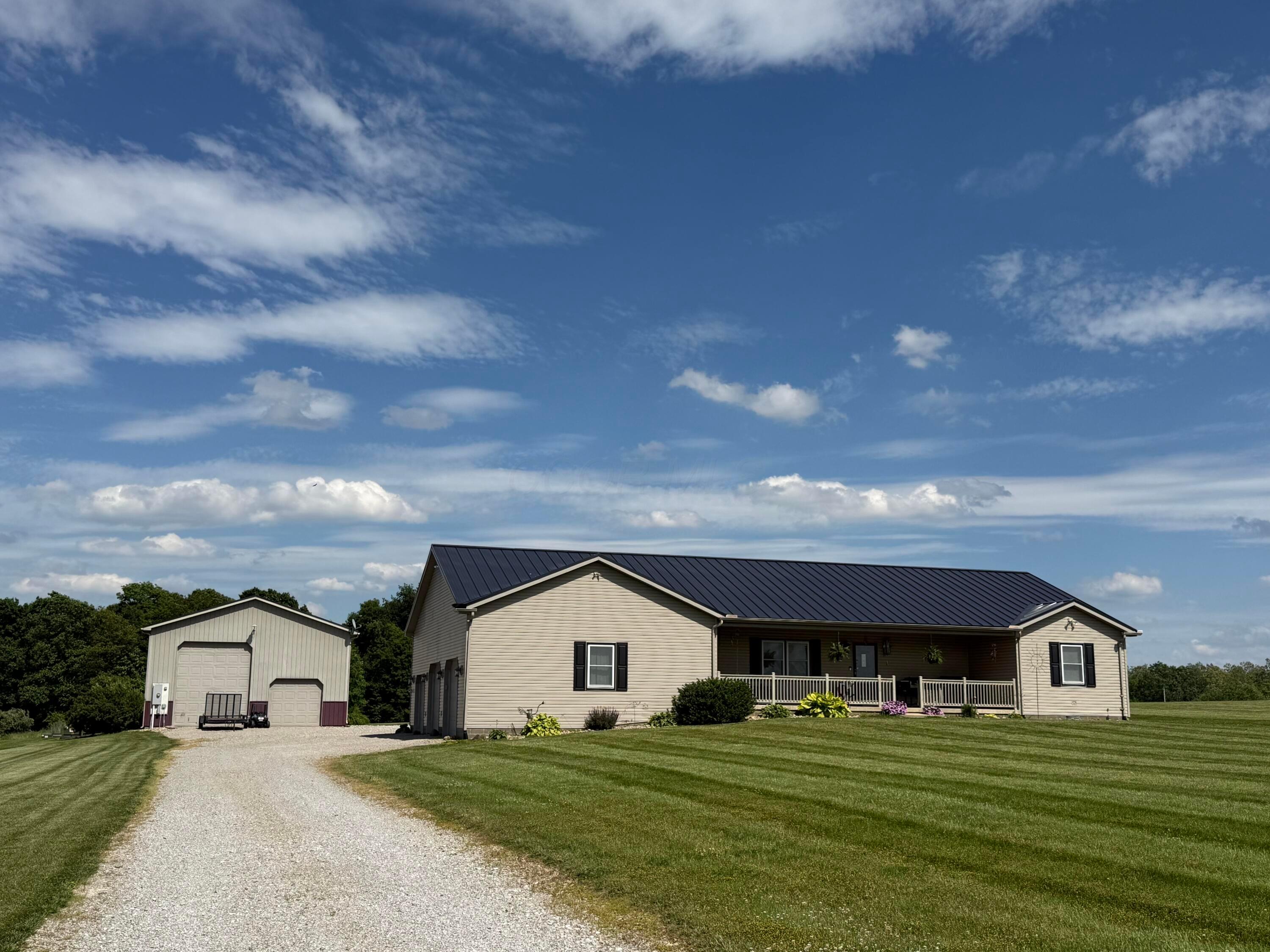 4982 Winchester Southern Road Southwest Stoutsville, OH 43154 - Photo 1 of 1 Front of house