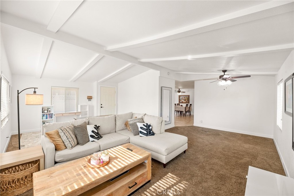 33653 Windmill Road Wildomar, CA 92595 - Photo 20 of 66 a living room with furniture