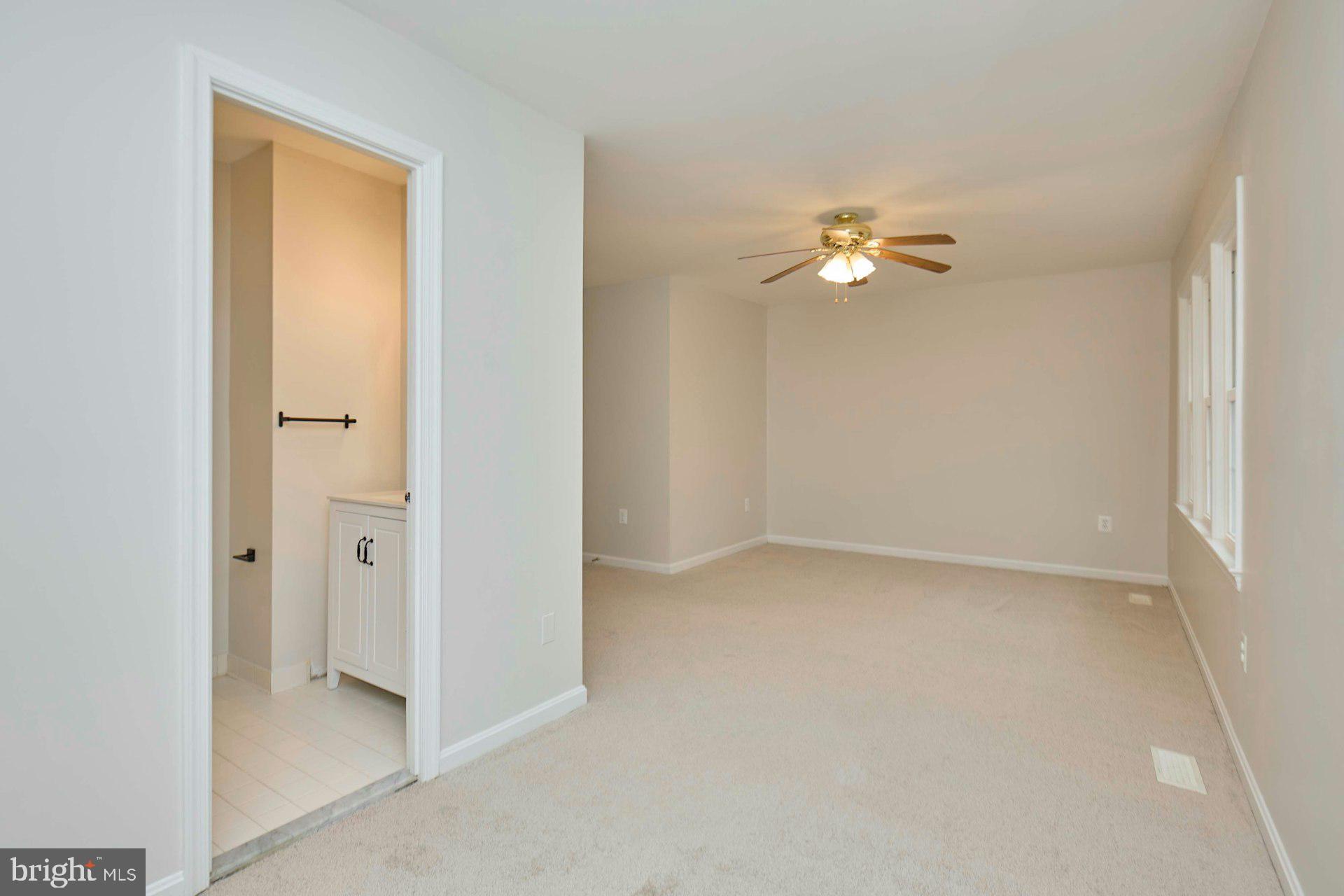 9007 O'Keith Court Springfield, VA 22152 - Photo 15 of 39 a view of an empty room