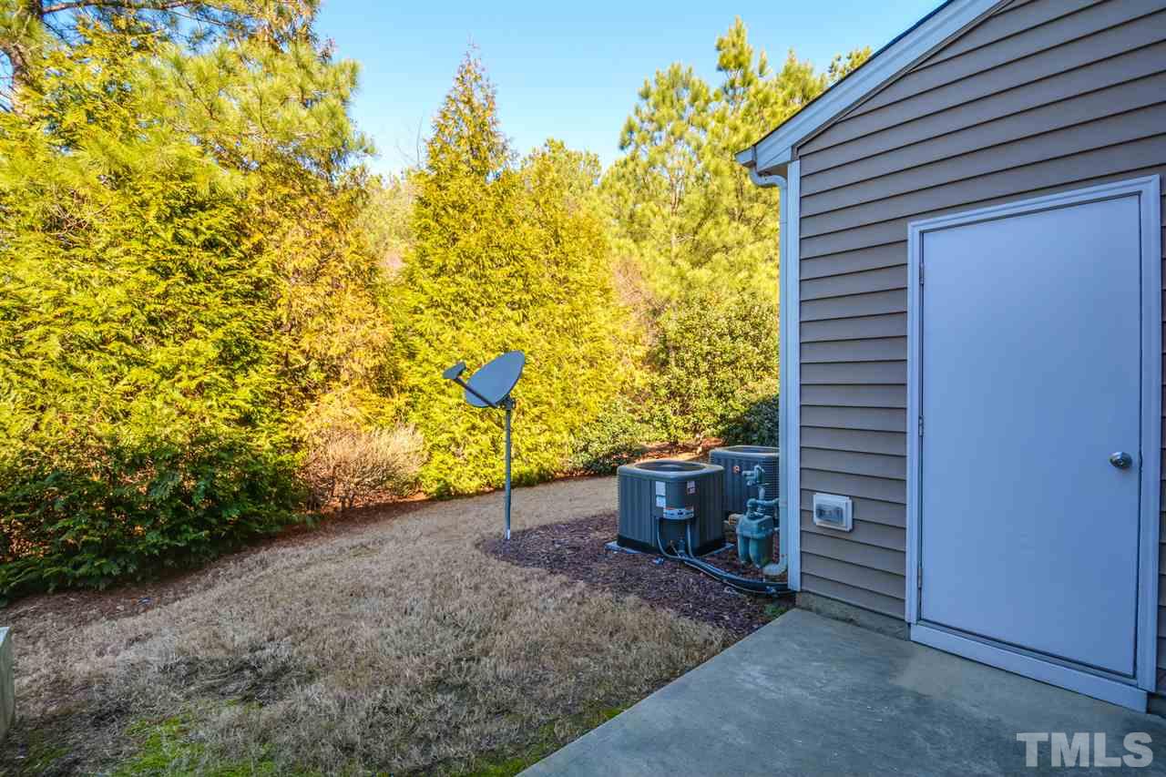2704 Chilton Place Raleigh, NC 27616 - Photo 11 of 12 Gallery Image 11