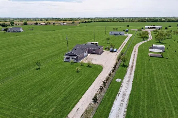 $595,000 | 3451 County Road 617, Alvarado, TX 76009