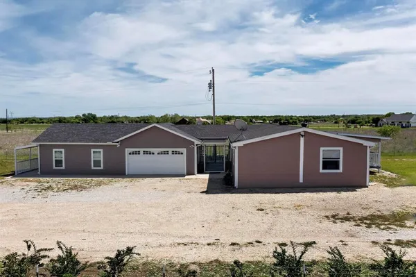 $595,000 | 3451 County Road 617, Alvarado, TX 76009
