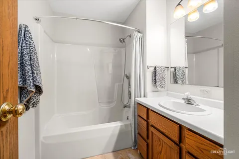 $334,900 | 435 North Hickory Street, Waterman, IL 60556