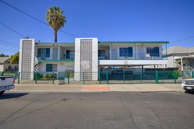 a view of house with a outdoor space