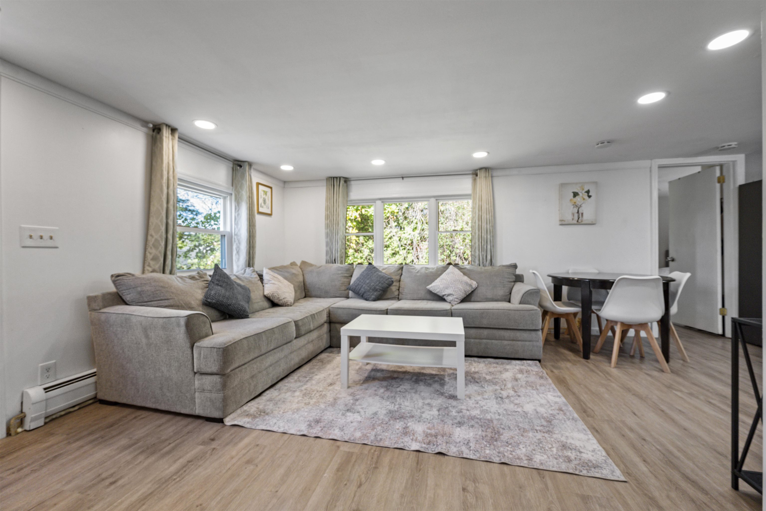 188 Stratton Road Rutland, VT 05701 - Photo 7 of 23