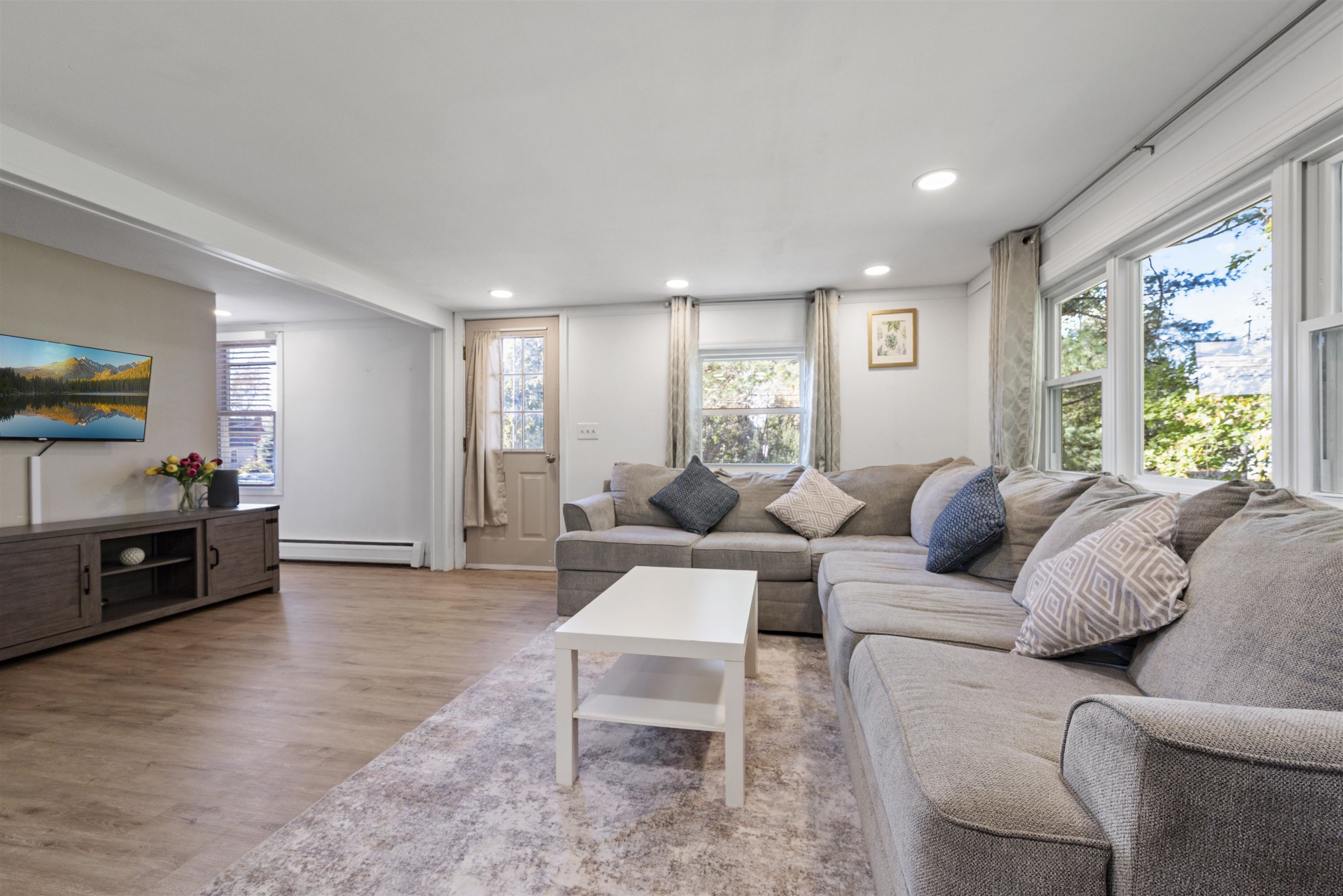 188 Stratton Road Rutland, VT 05701 - Photo 9 of 23