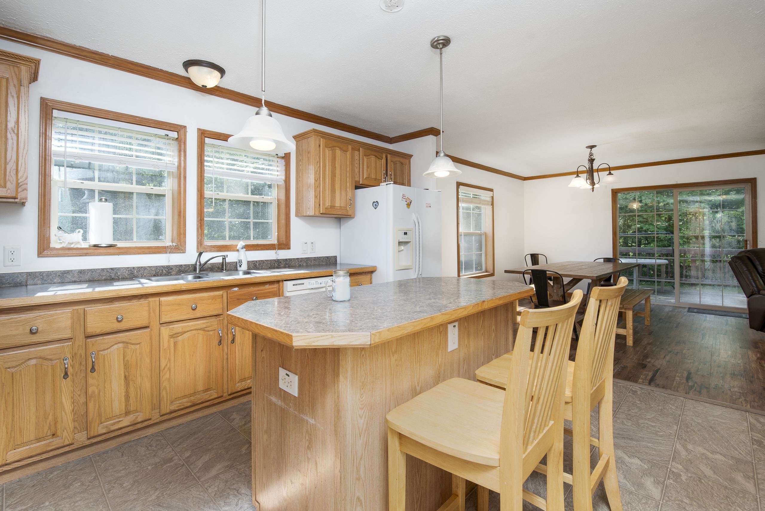 89 Townsend Brook Road Pittsfield, VT 05762 - Photo 13 of 38