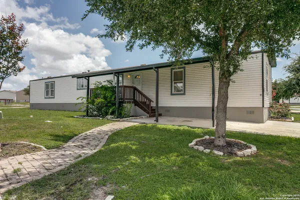 $1,550 | 7151 Woodlake Parkway, Unit 271, San Antonio, TX 78239