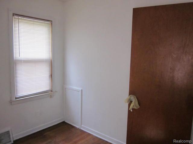 19151 Rowe Street Detroit, MI 48205 - Photo 12 of 31 Gallery Image 12