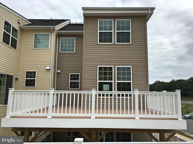 23018 Meadow Mist Road Clarksburg, MD 20871 - Photo 2 of 20 Exterior (Rear)