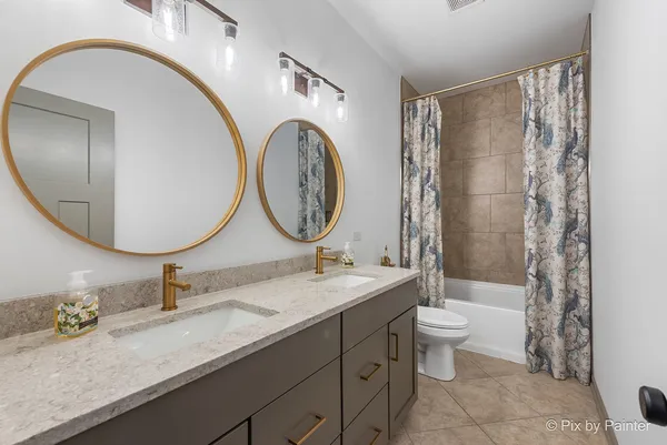 $1,025,000 | 3654 Old Bridge Lane, Elgin, IL 60124