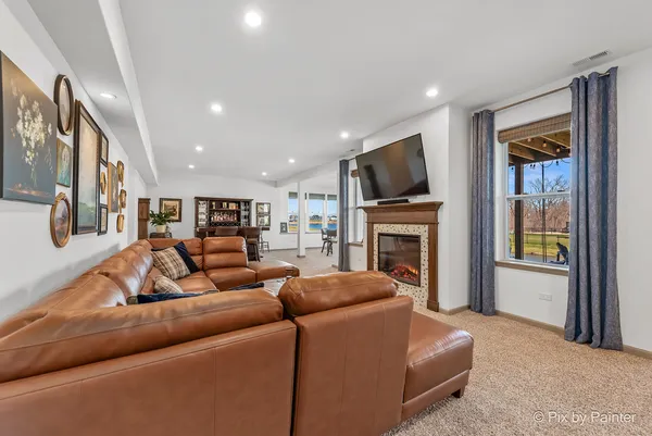 $1,025,000 | 3654 Old Bridge Lane, Elgin, IL 60124
