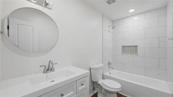 $2,125 | 11309 Autumn Ash Drive, Manchaca, TX 78652