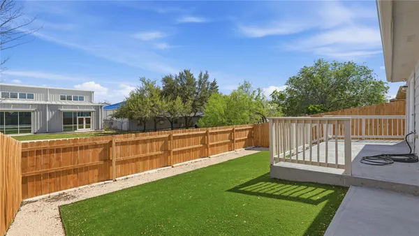 $2,125 | 11309 Autumn Ash Drive, Manchaca, TX 78652