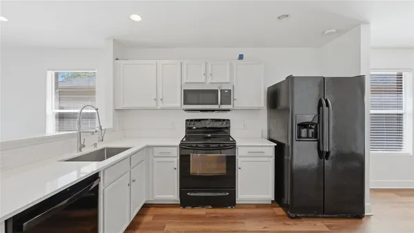 $2,125 | 11309 Autumn Ash Drive, Manchaca, TX 78652