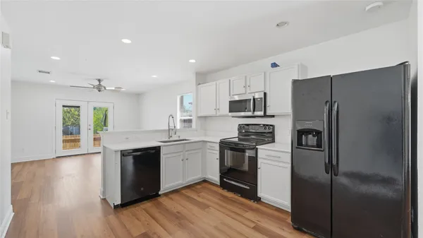 $2,125 | 11309 Autumn Ash Drive, Manchaca, TX 78652