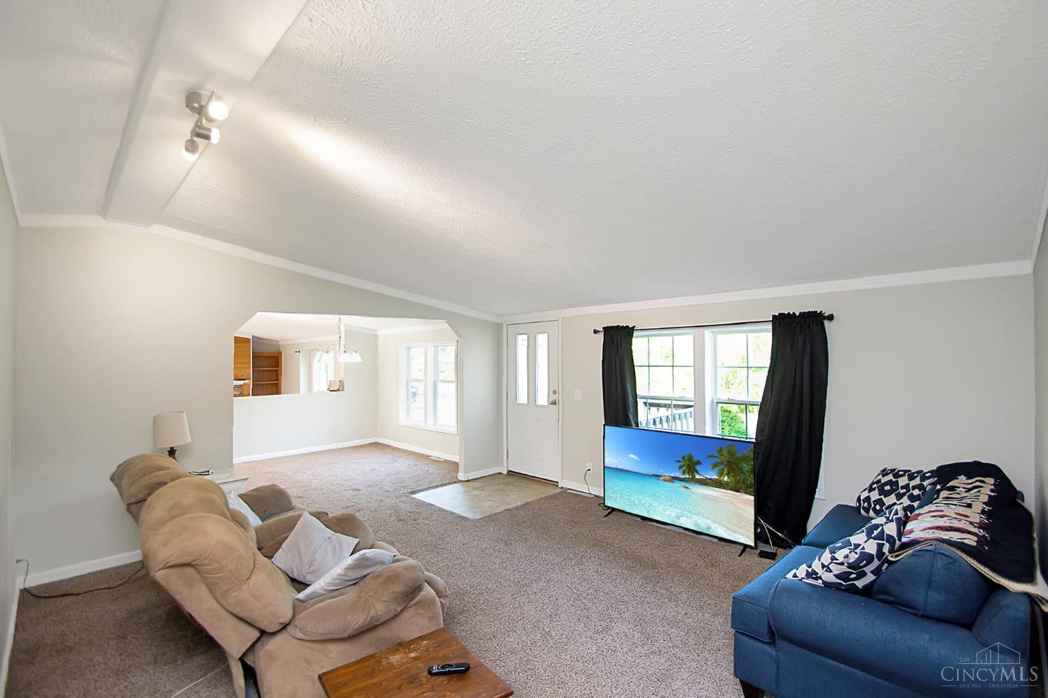 2256 Dean Road Bethel, OH 45106 - Photo 4 of 33 Gallery Image 4