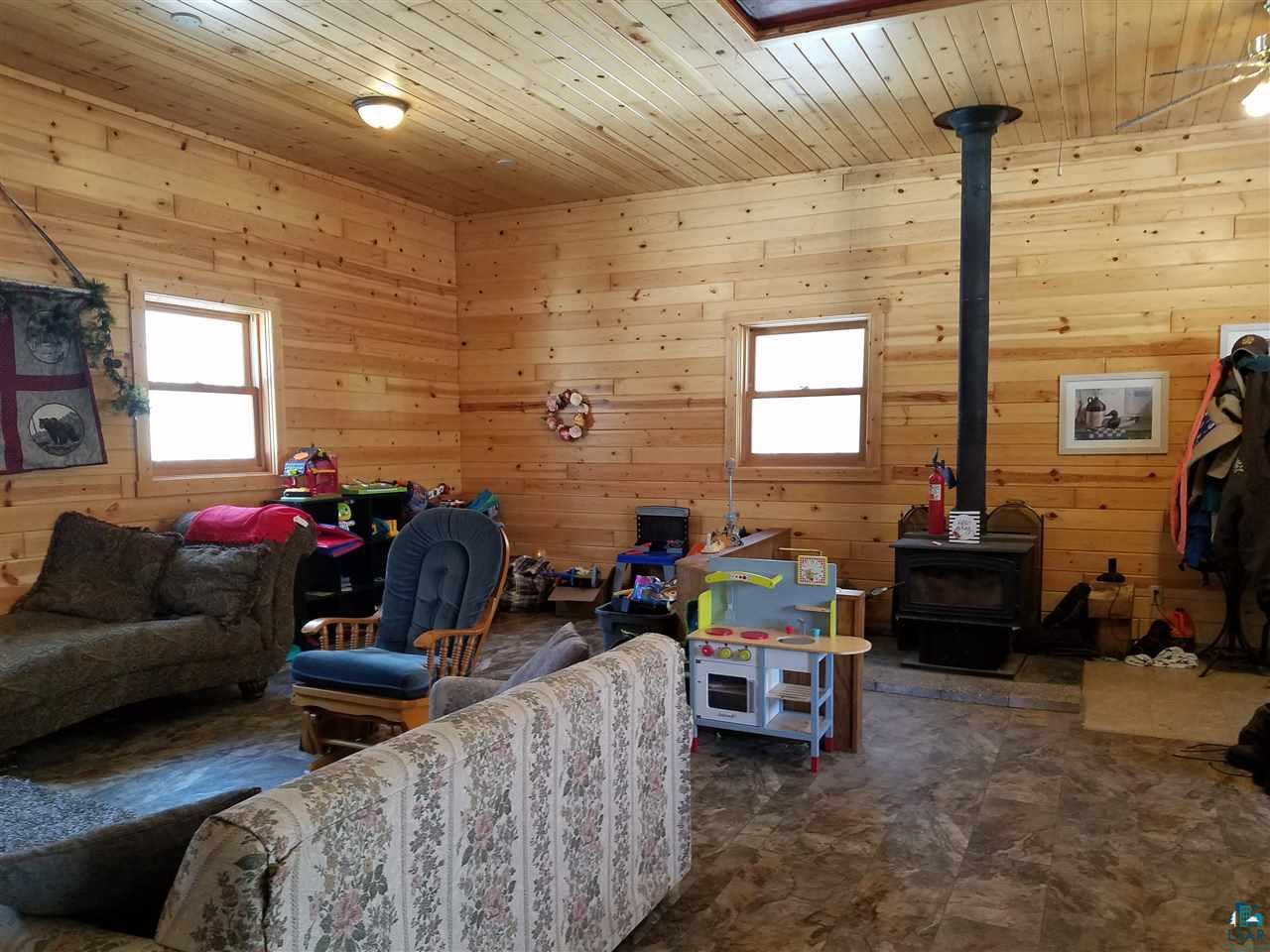 33005 Peacy Road Washburn, WI 54891 - Photo 5 of 24 Living Room