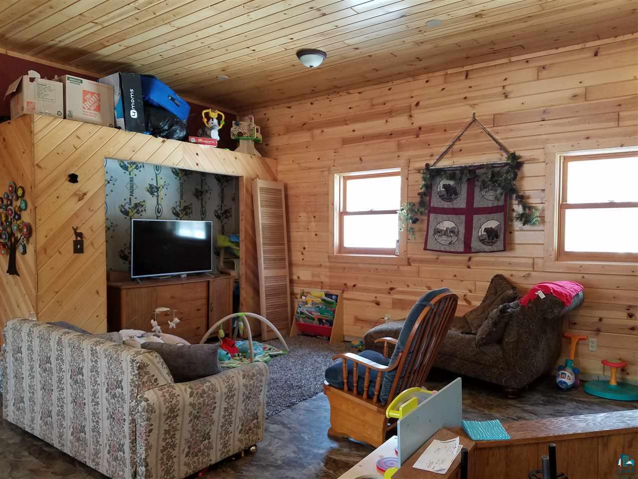 33005 Peacy Road Washburn, WI 54891 - Photo 6 of 24 Living Room