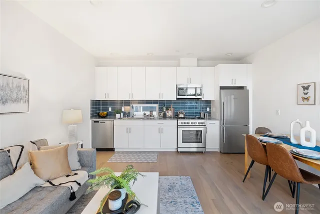 $799,500 | 3611 2nd Avenue Northwest, Seattle, WA 98107