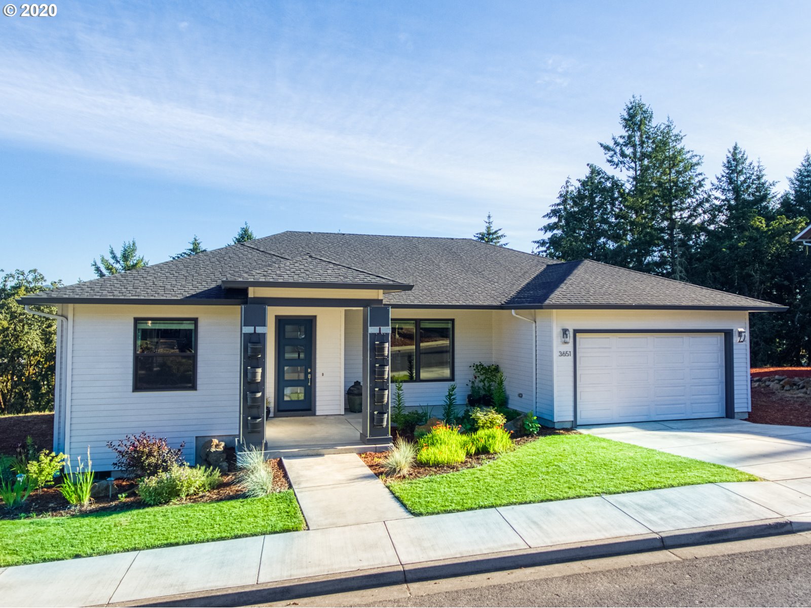 3651 Vitus Lane Springfield, OR 97477 - Photo 1 of 32