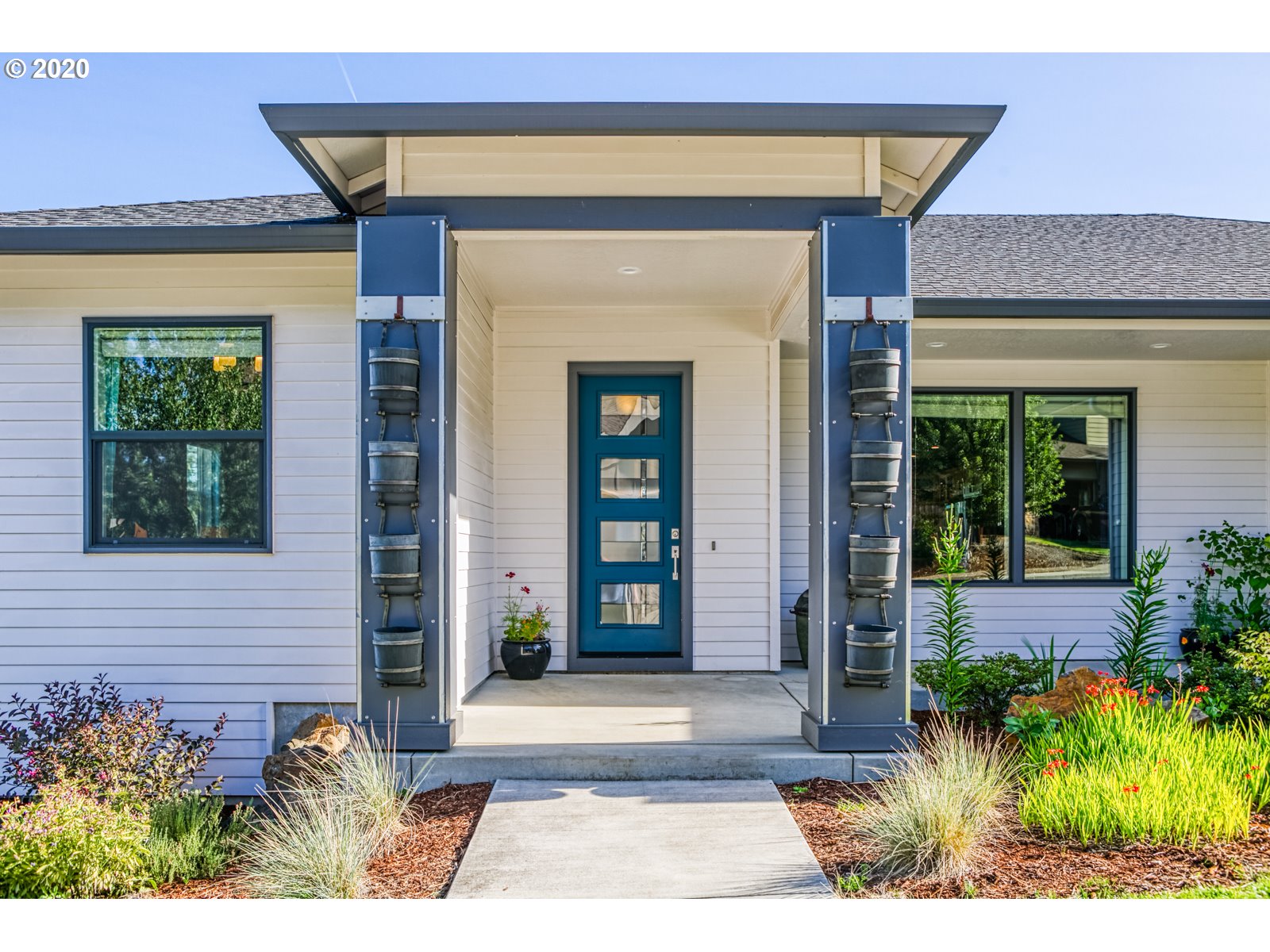 3651 Vitus Lane Springfield, OR 97477 - Photo 2 of 32