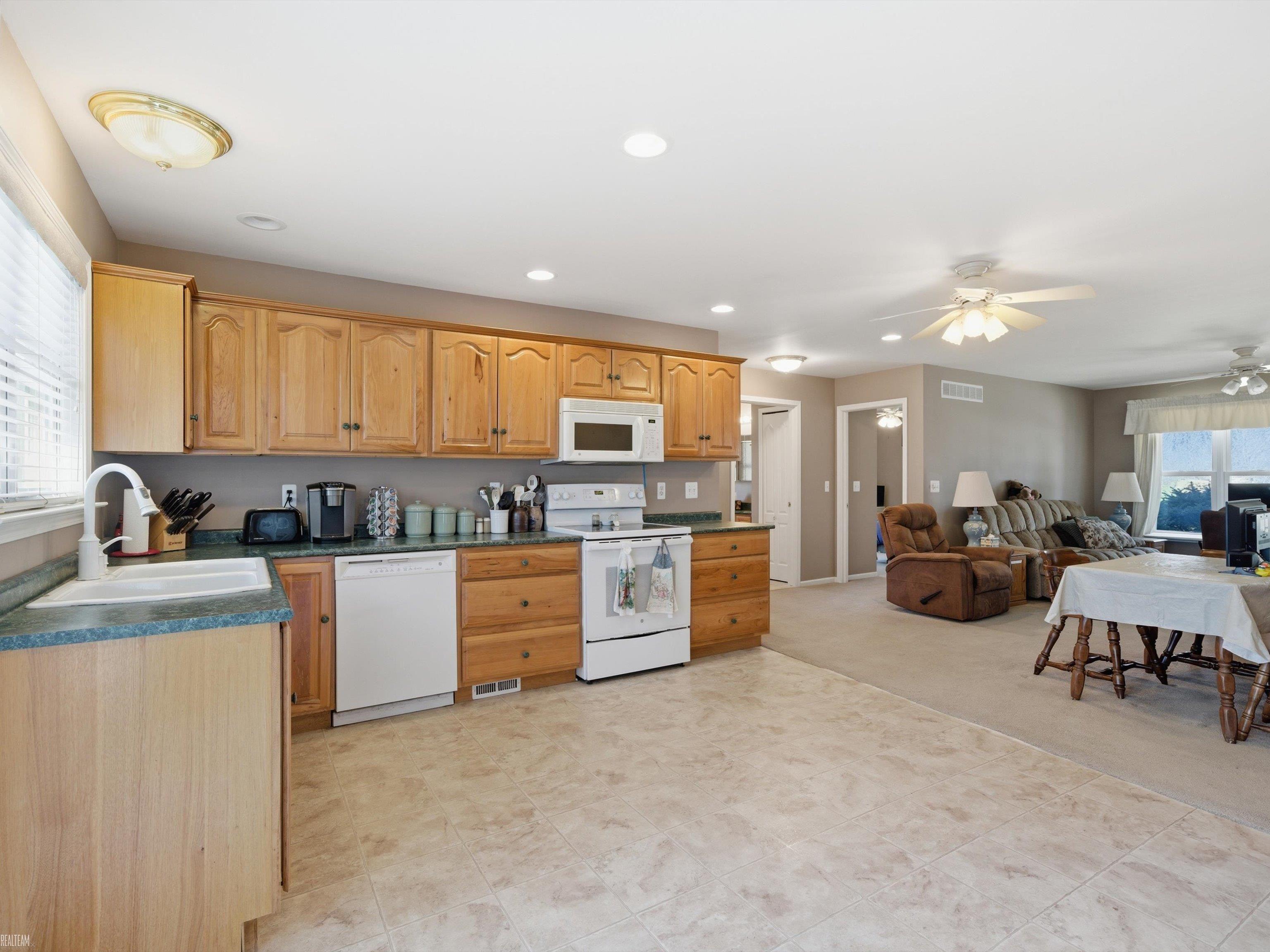 11151 34 Mile Road Romeo, MI 48065 - Photo 15 of 54