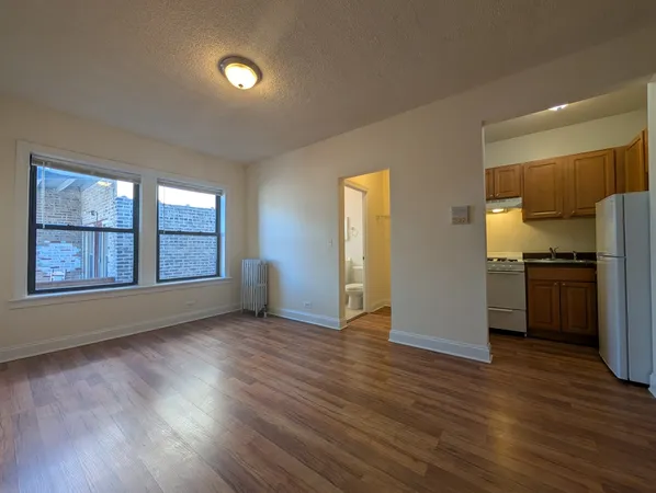 $1,275 | 1742 North Humboldt Boulevard, Unit 410, Chicago, IL 60647