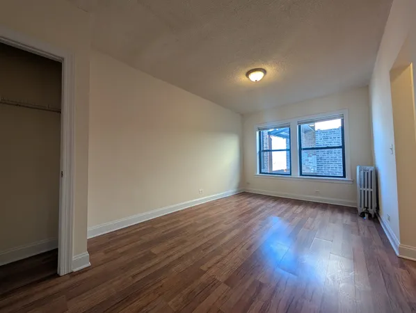 $1,275 | 1742 North Humboldt Boulevard, Unit 410, Chicago, IL 60647