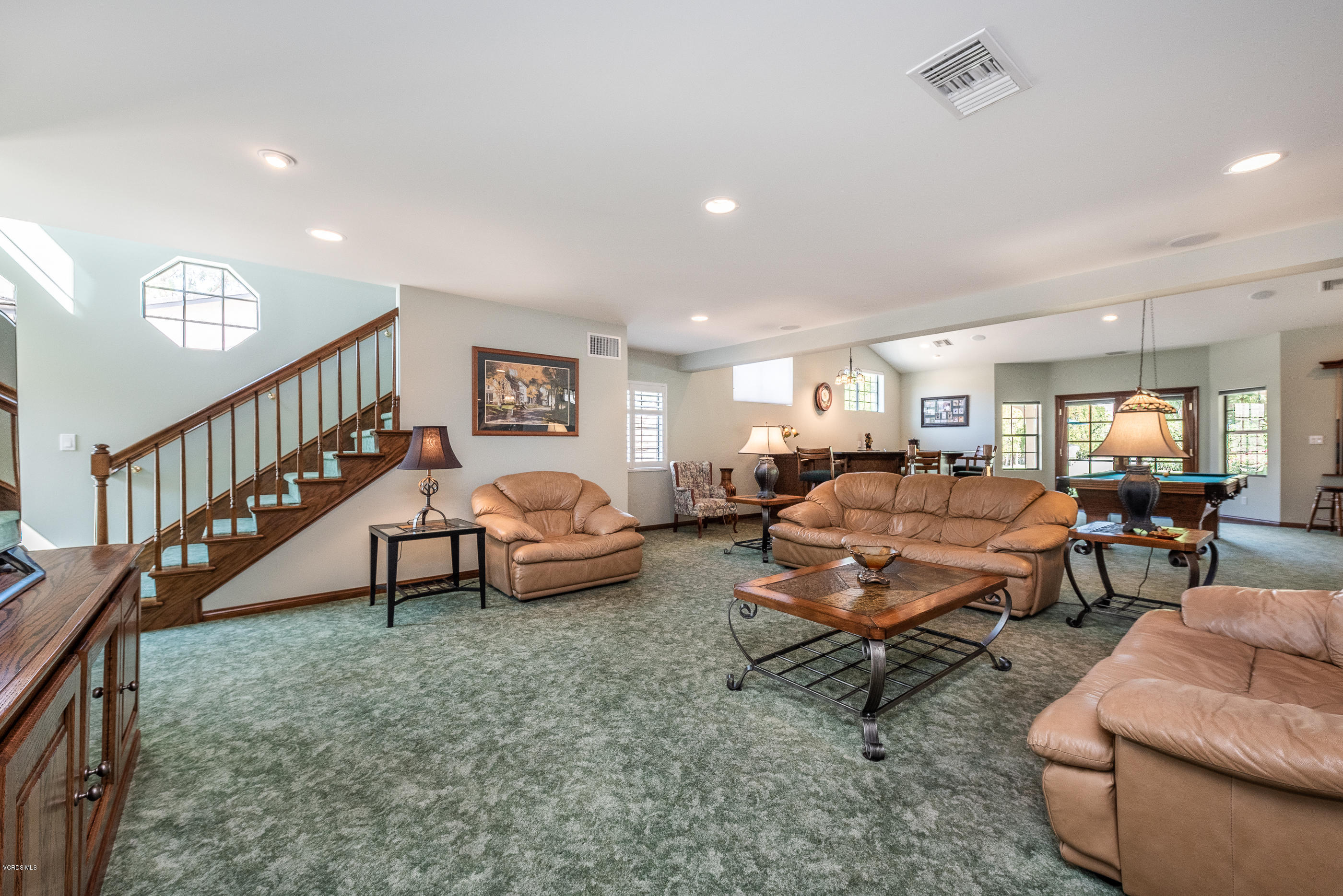 191 Stonebrook Street Simi Valley, CA 93065 - Photo 17 of 77 191 Stonebrook St-26