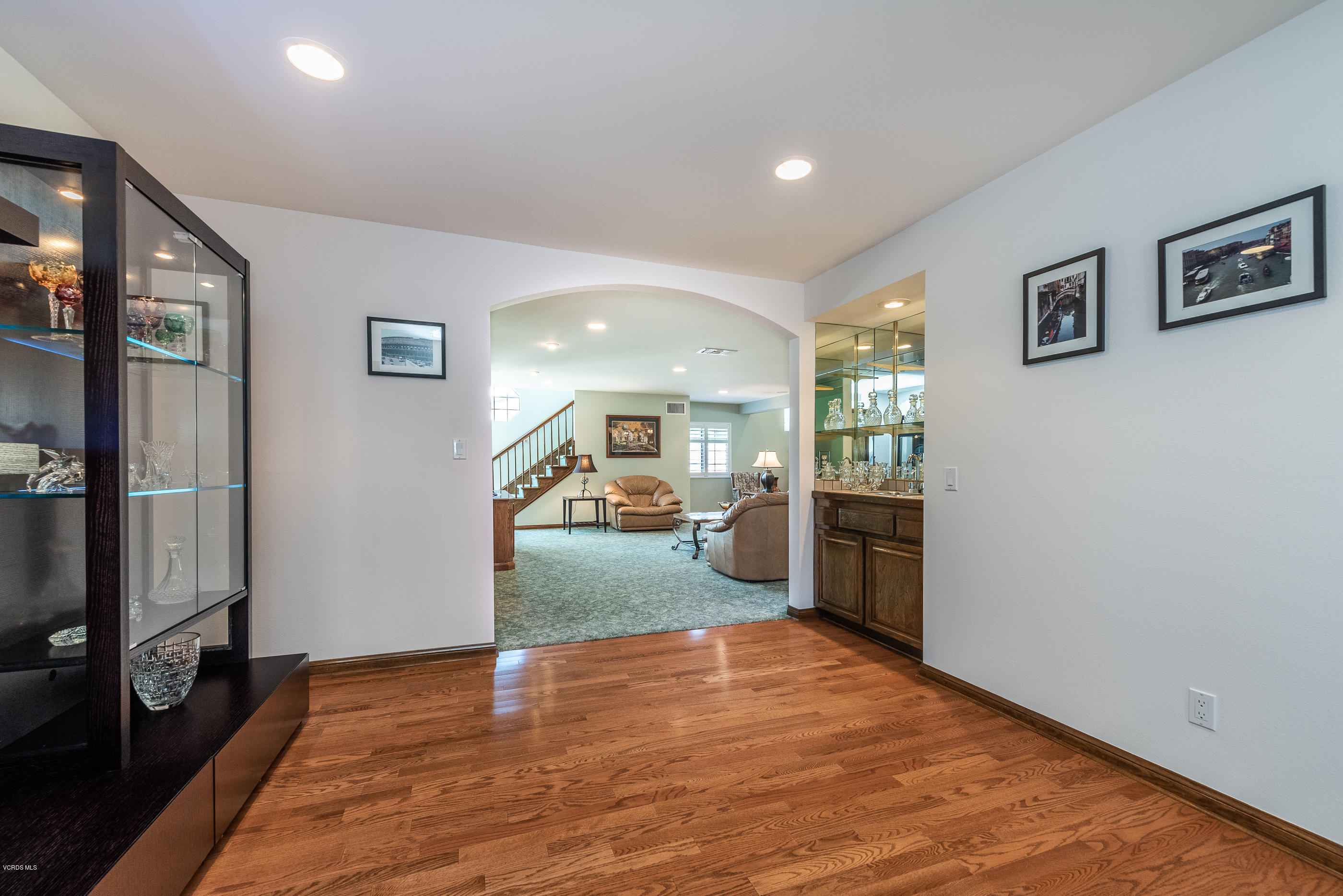 191 Stonebrook Street Simi Valley, CA 93065 - Photo 18 of 77 191 Stonebrook St-24