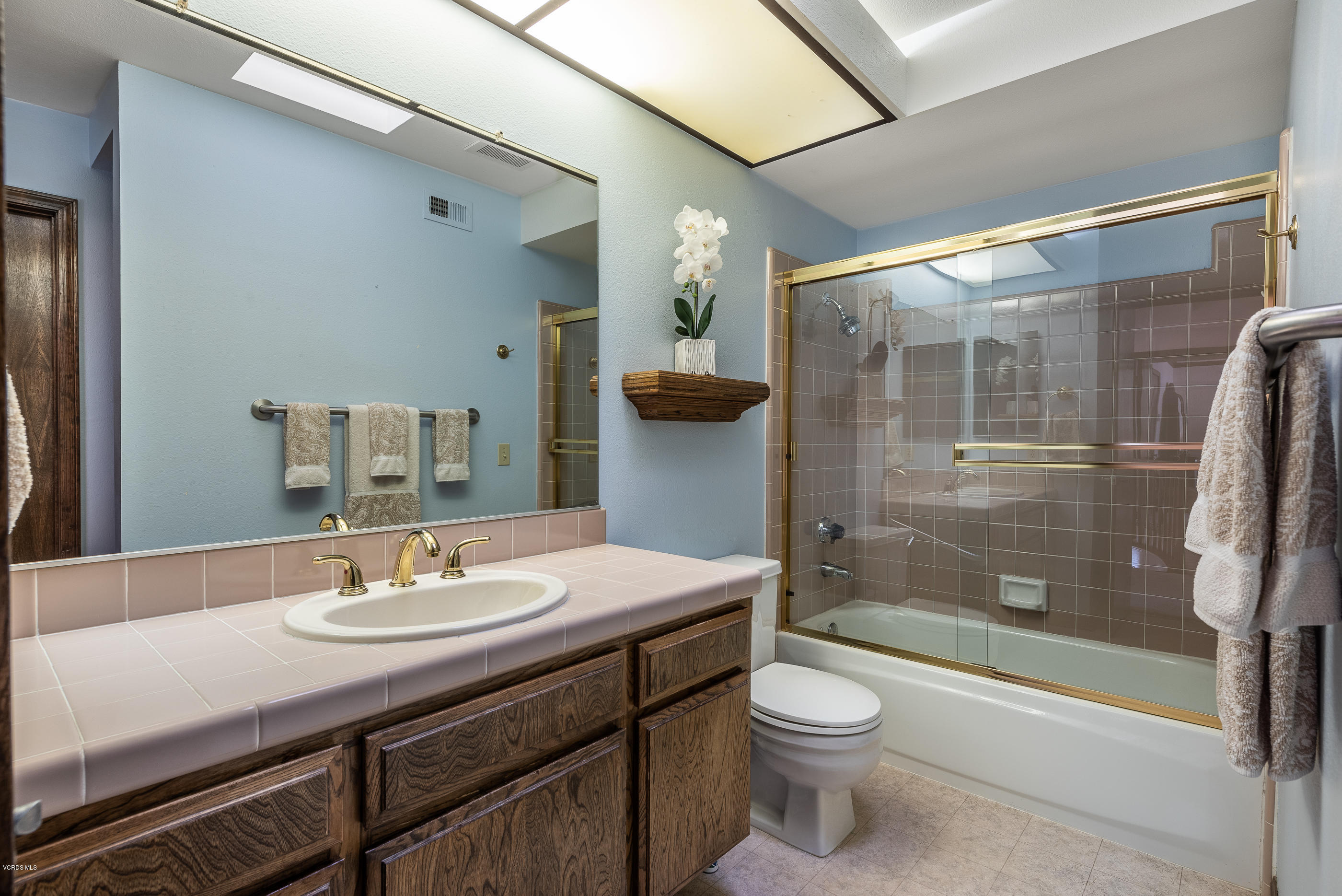 191 Stonebrook Street Simi Valley, CA 93065 - Photo 40 of 77 191 Stonebrook St-46