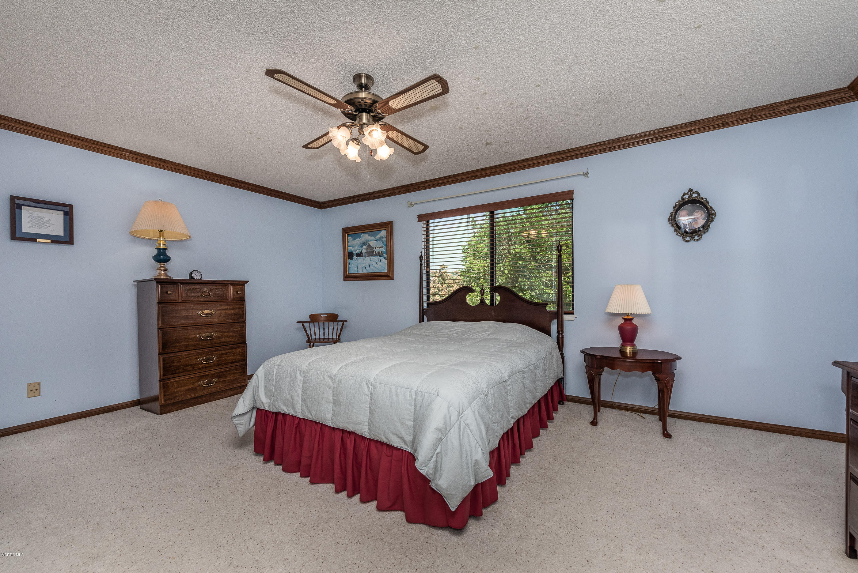 191 Stonebrook Street Simi Valley, CA 93065 - Photo 41 of 77 191 Stonebrook St-47