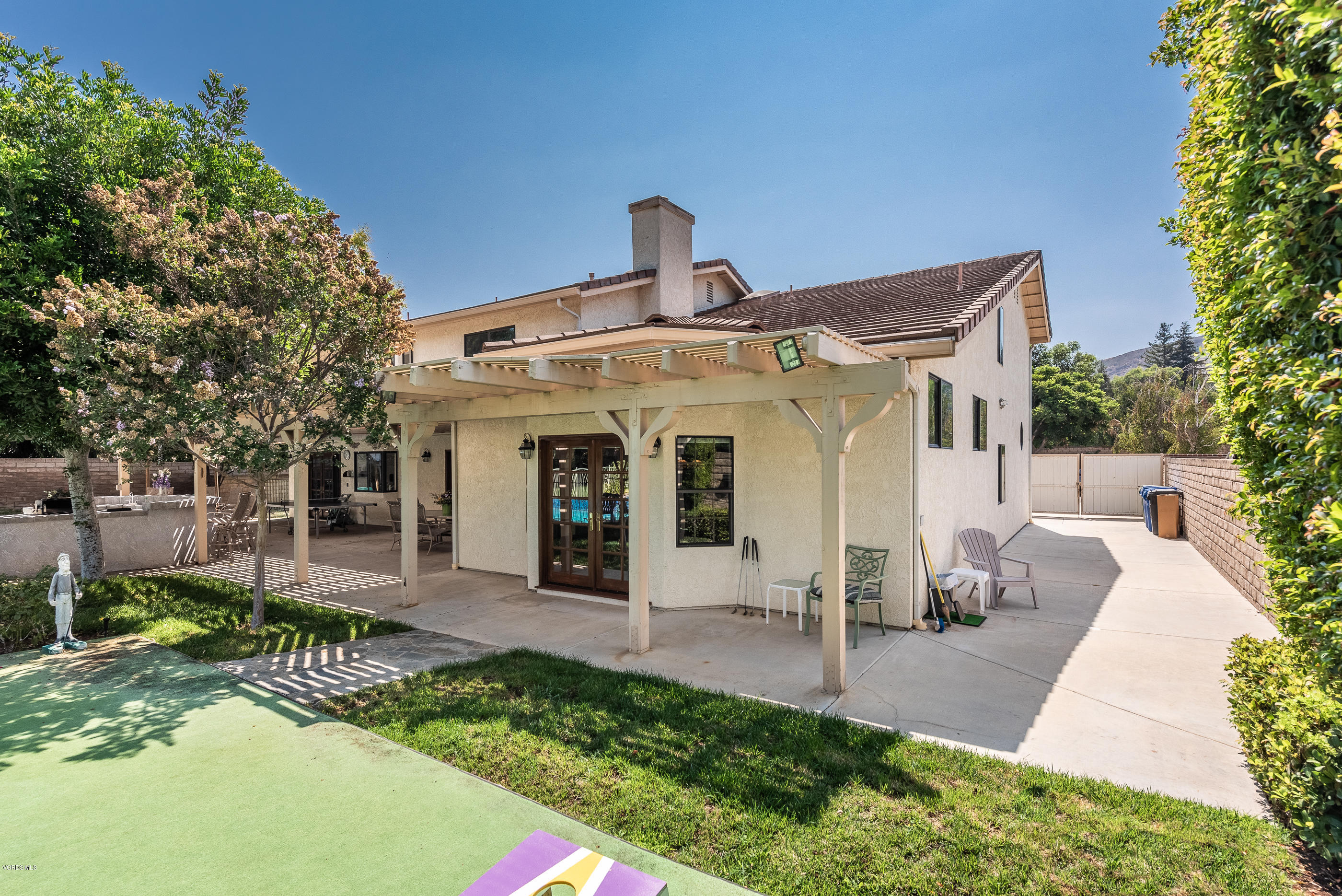 191 Stonebrook Street Simi Valley, CA 93065 - Photo 46 of 77 191 Stonebrook St-54
