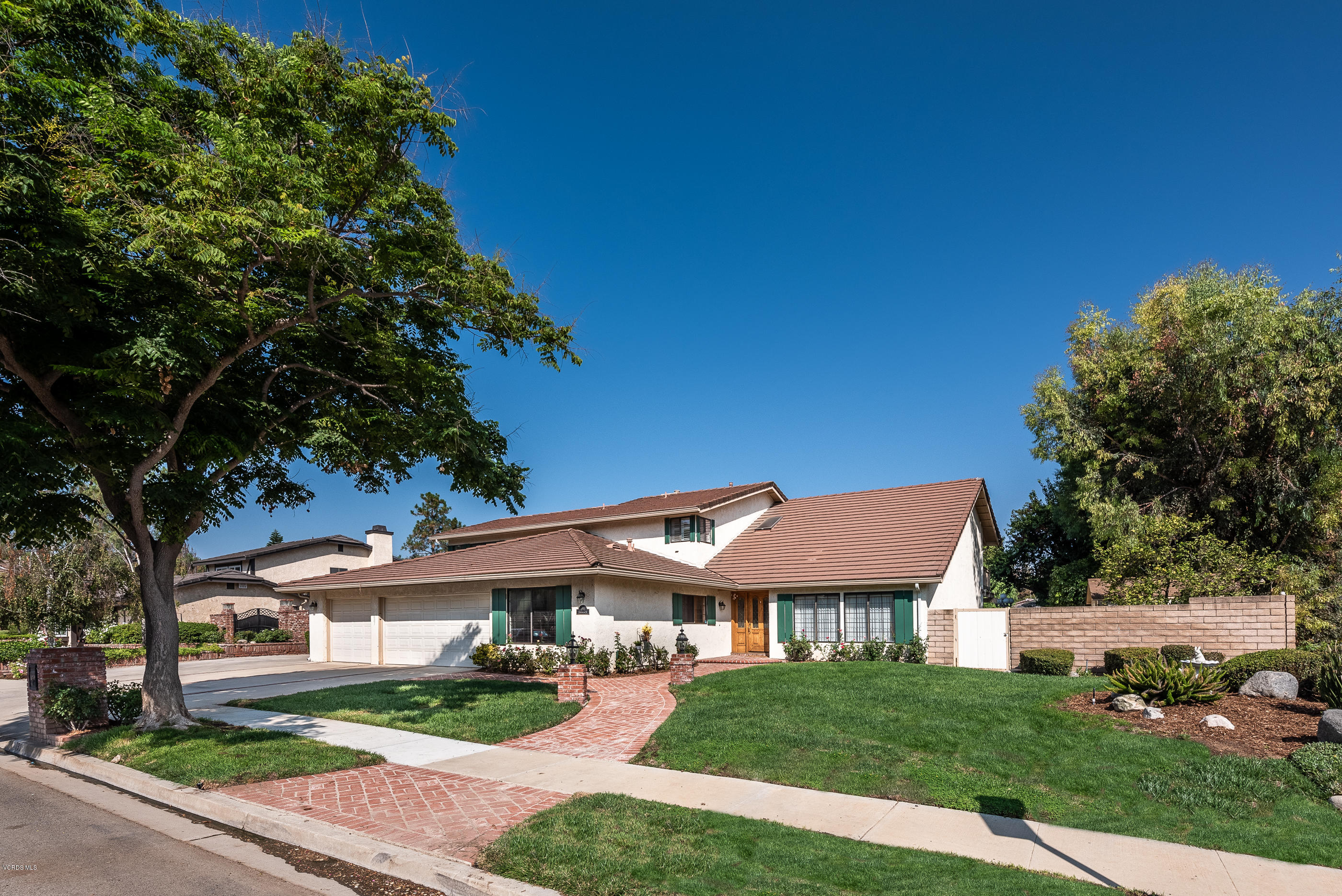 191 Stonebrook Street Simi Valley, CA 93065 - Photo 56 of 77 191 Stonebrook St-3