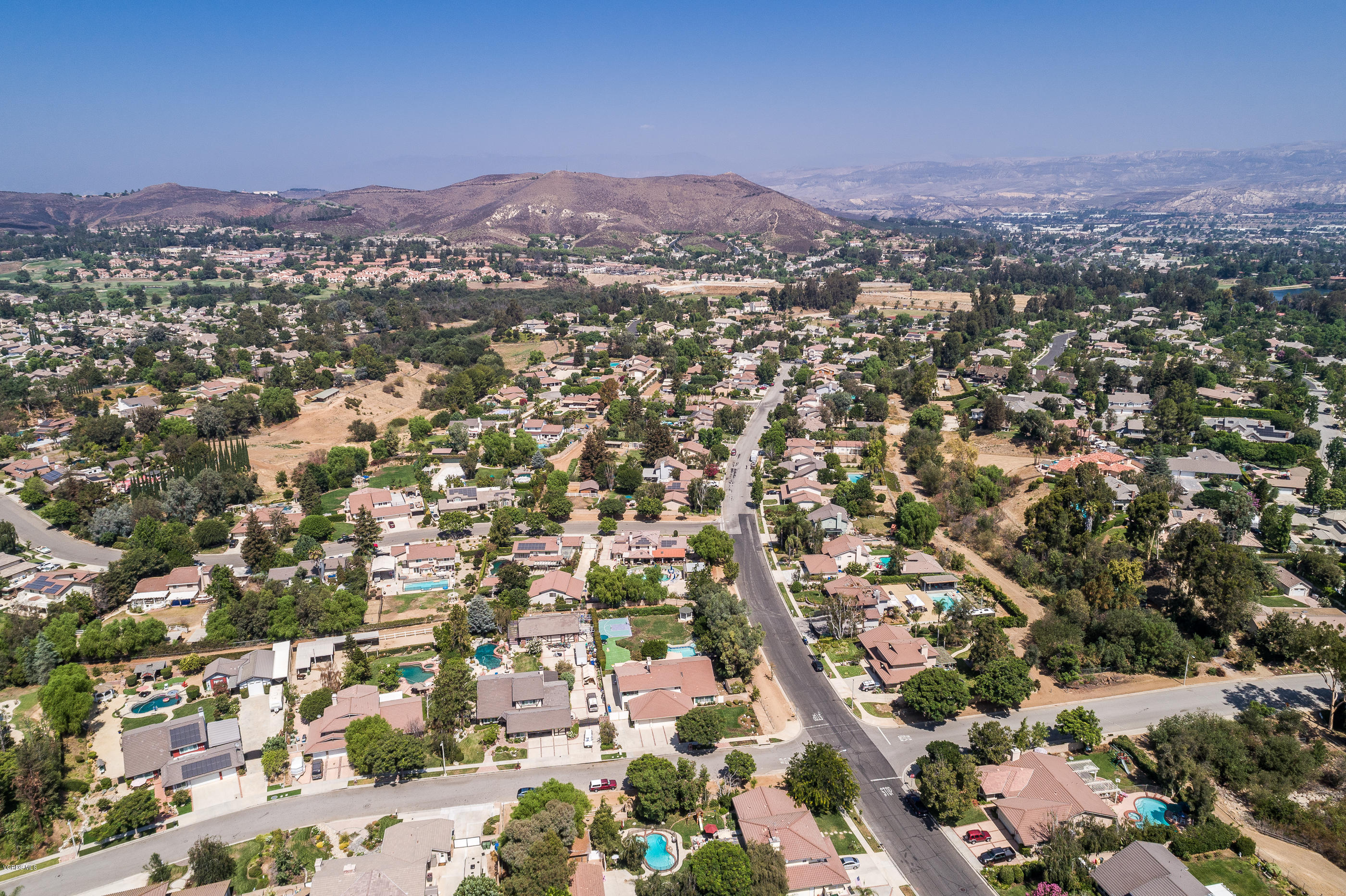 191 Stonebrook Street Simi Valley, CA 93065 - Photo 68 of 77 191 Stonebrook St-77