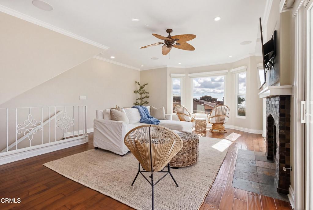1310 Mandalay Beach Road Oxnard, CA 93035 - Photo 6 of 40