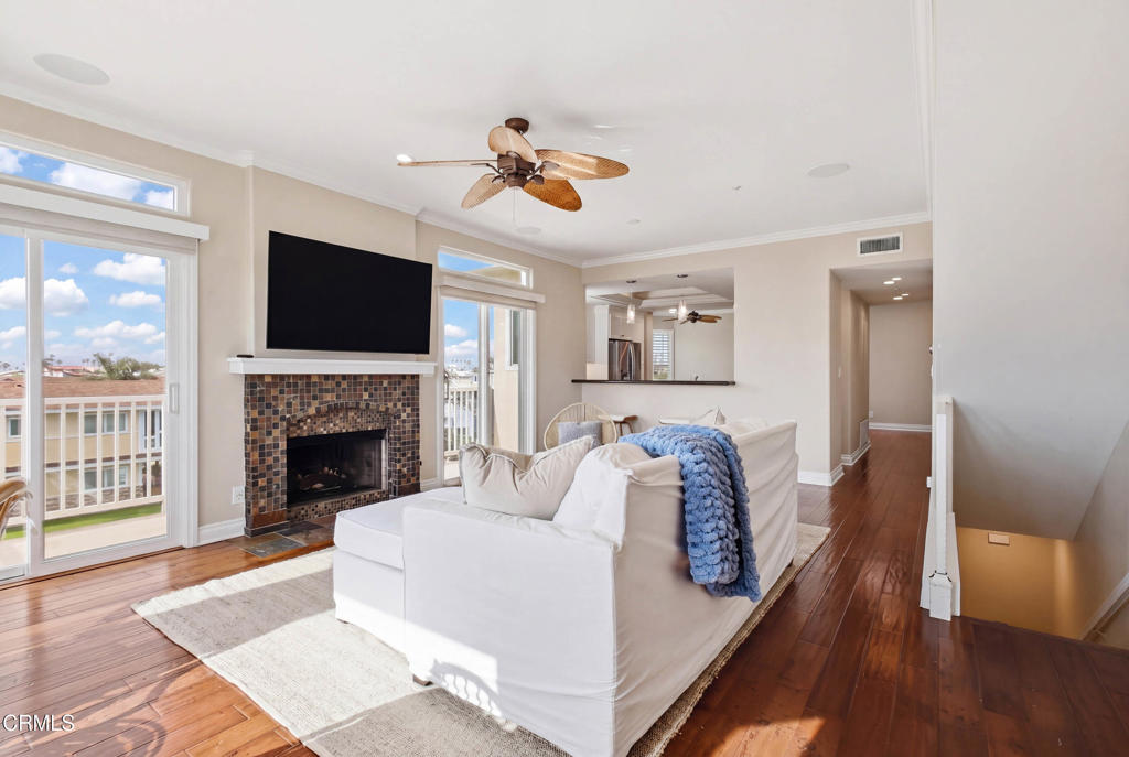 1310 Mandalay Beach Road Oxnard, CA 93035 - Photo 8 of 40
