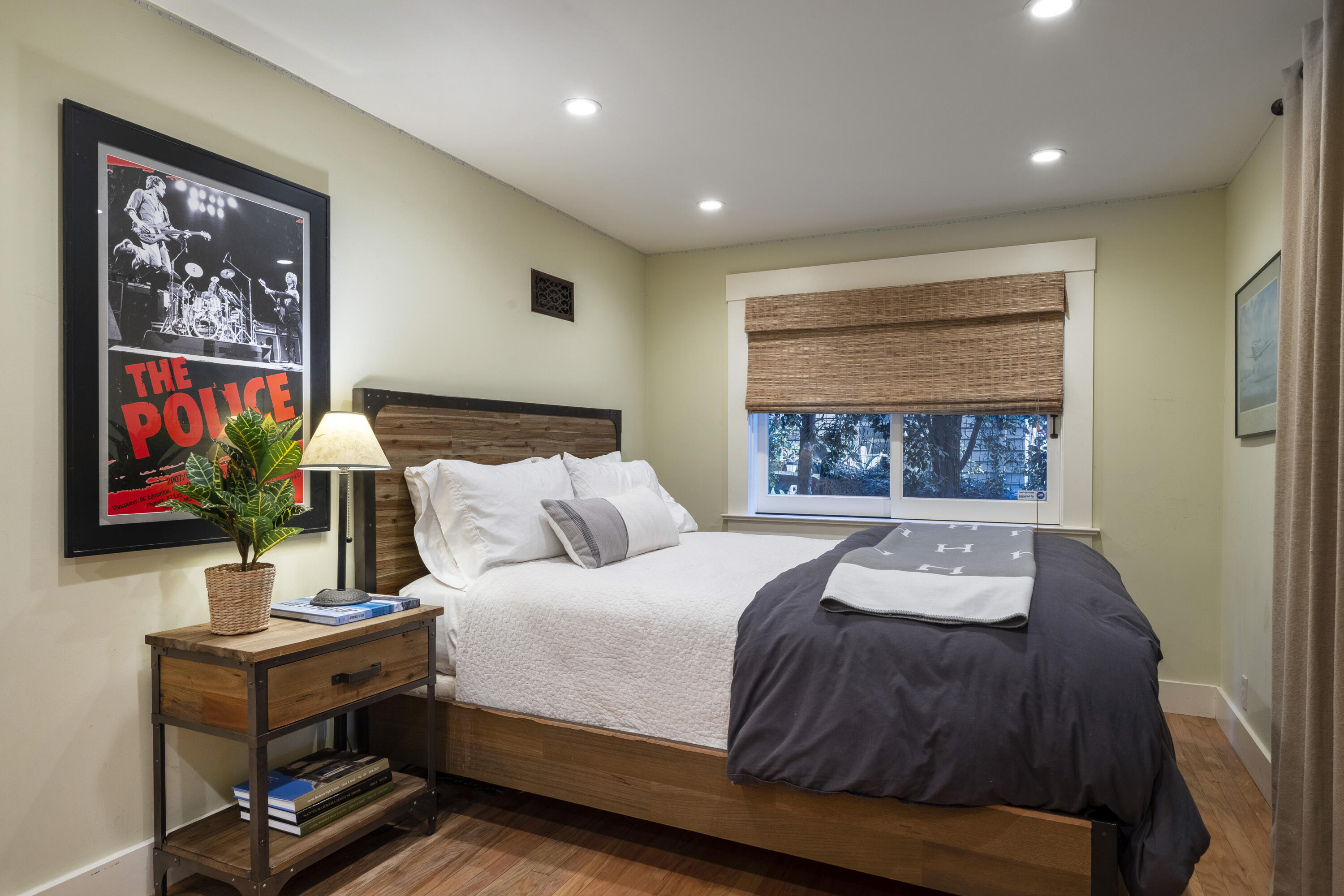 1435 Olive Street Santa Barbara, CA 93101 - Photo 14 of 29 Bedroom 3-lower level