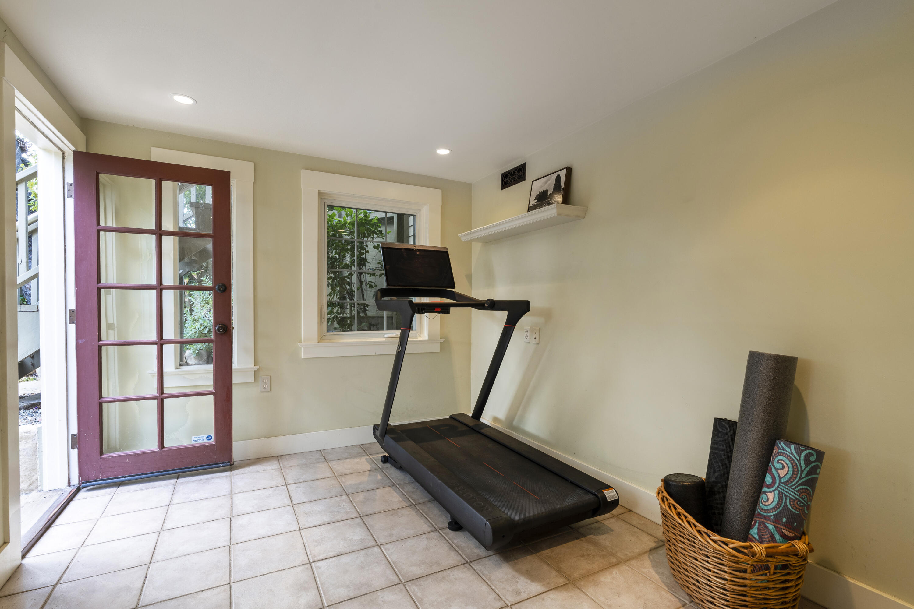 1435 Olive Street Santa Barbara, CA 93101 - Photo 15 of 29 Lower Room/Gym/office