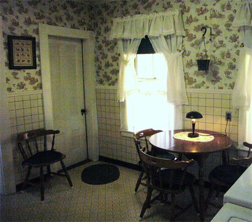 53 Littleton Road Chelmsford, MA 01824 - Photo 4 of 18 Gallery Image 4