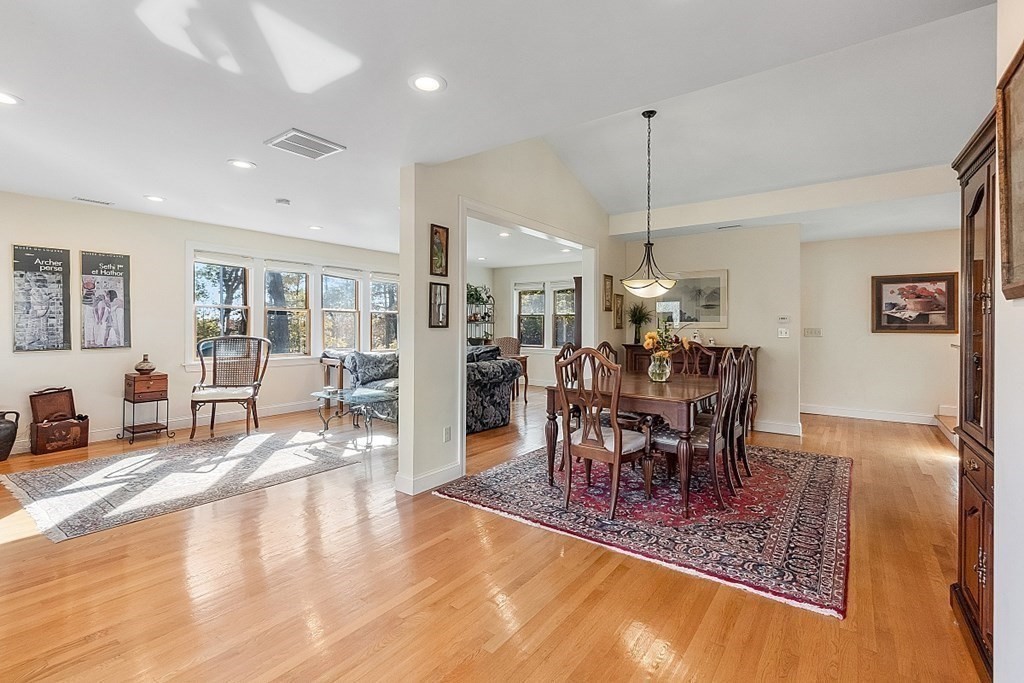 64 Wenham Road Topsfield, MA 01983 - Photo 12 of 42 Gallery Image 12