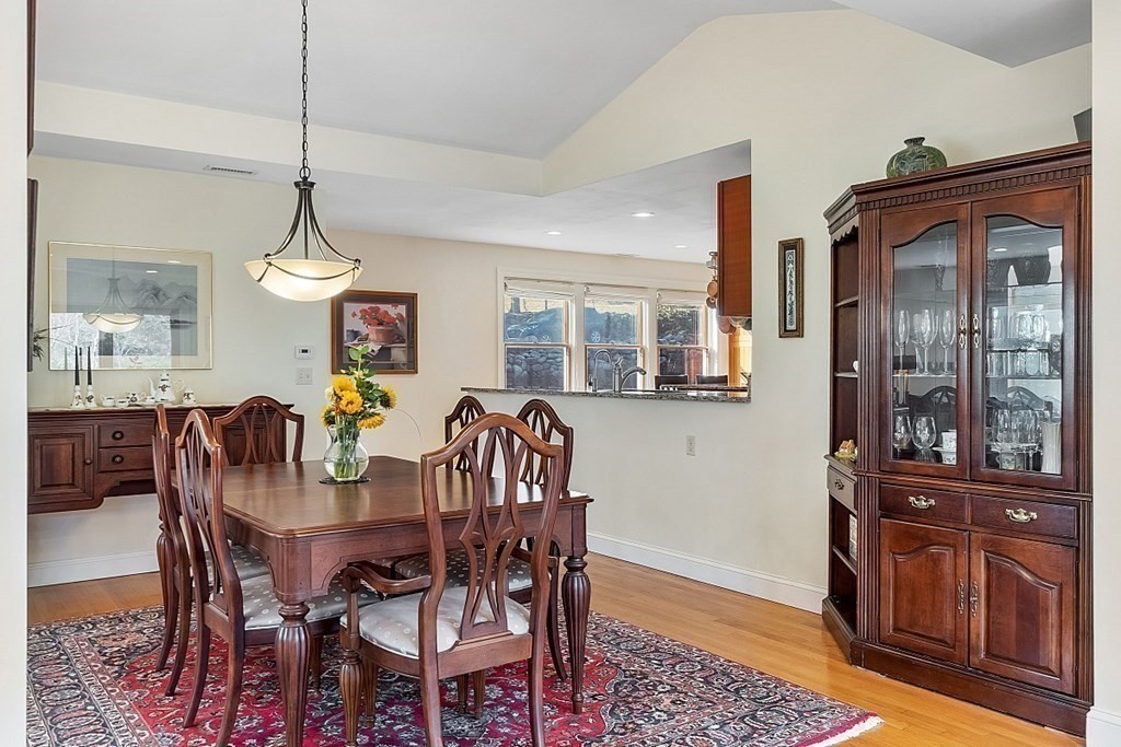 64 Wenham Road Topsfield, MA 01983 - Photo 13 of 42 Gallery Image 13