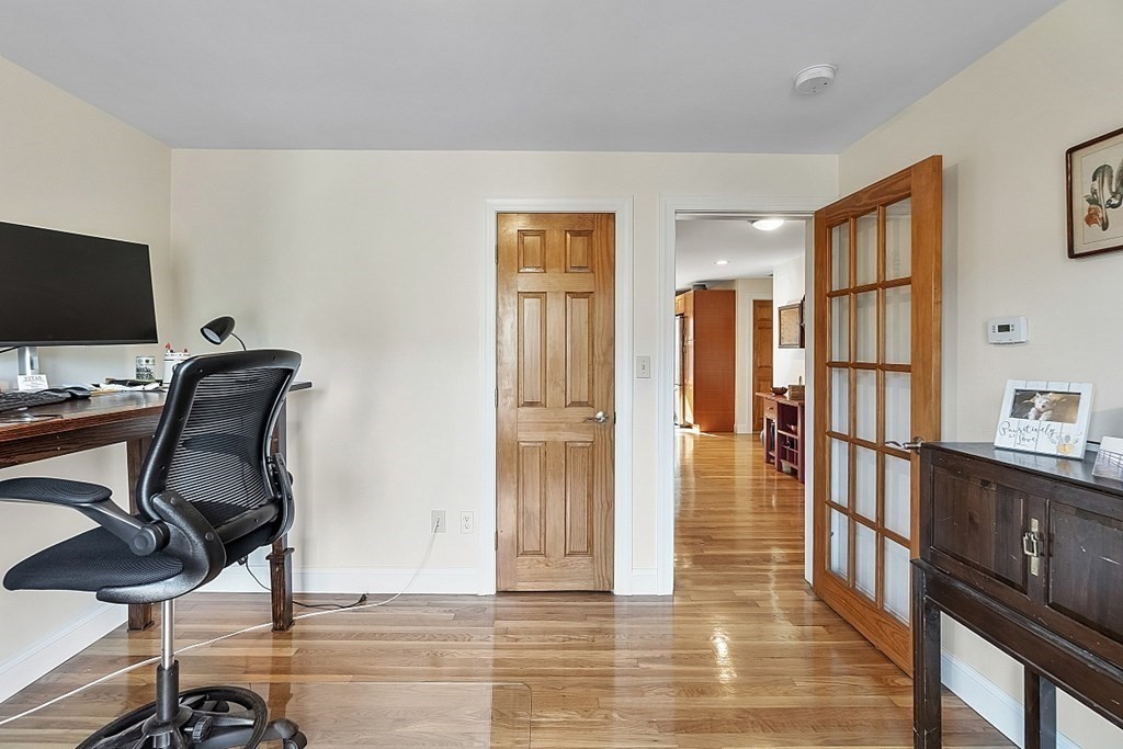 64 Wenham Road Topsfield, MA 01983 - Photo 27 of 42 Gallery Image 27